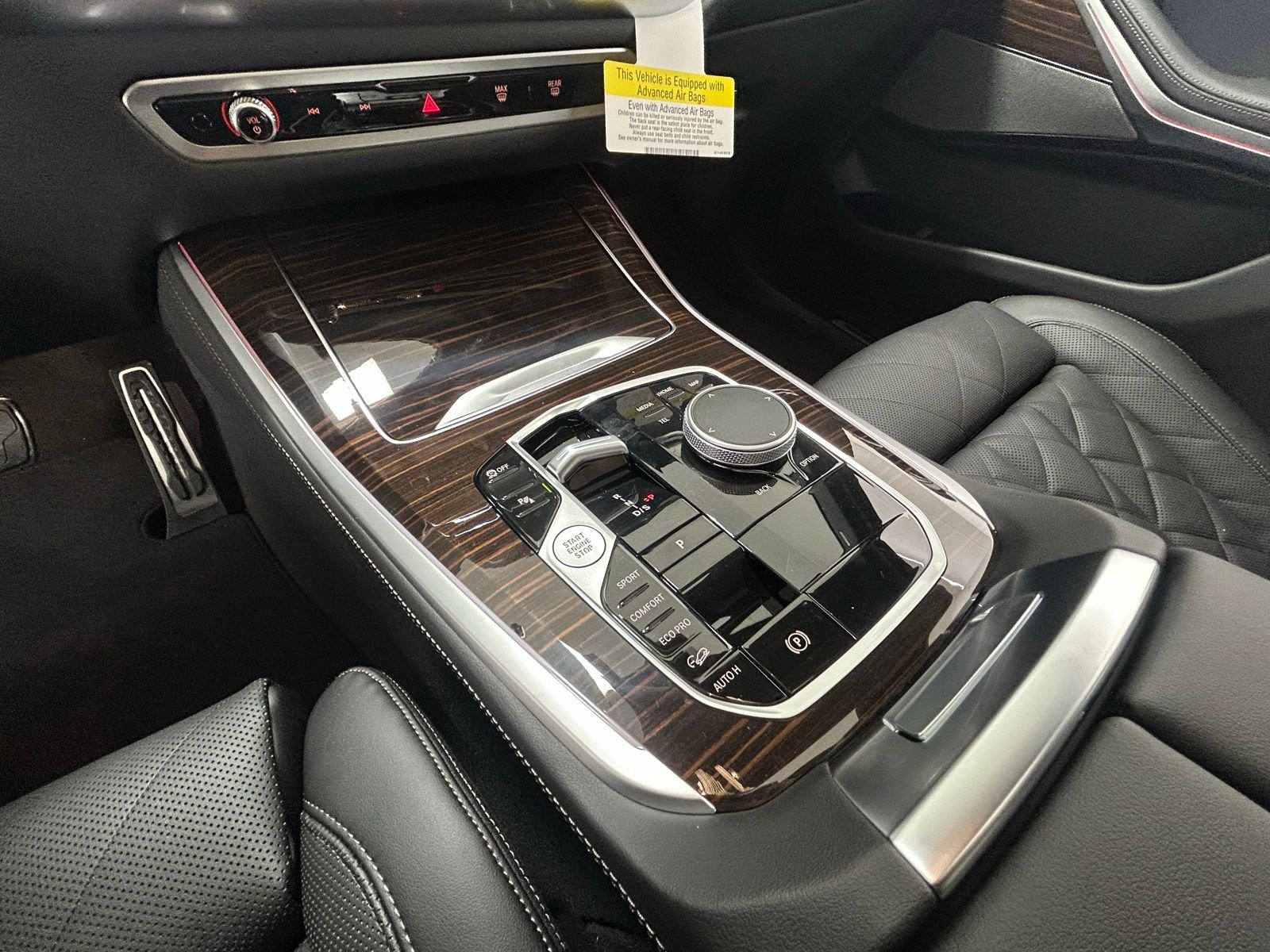 New 2026 Alpine White BMW xDrive40i image 36