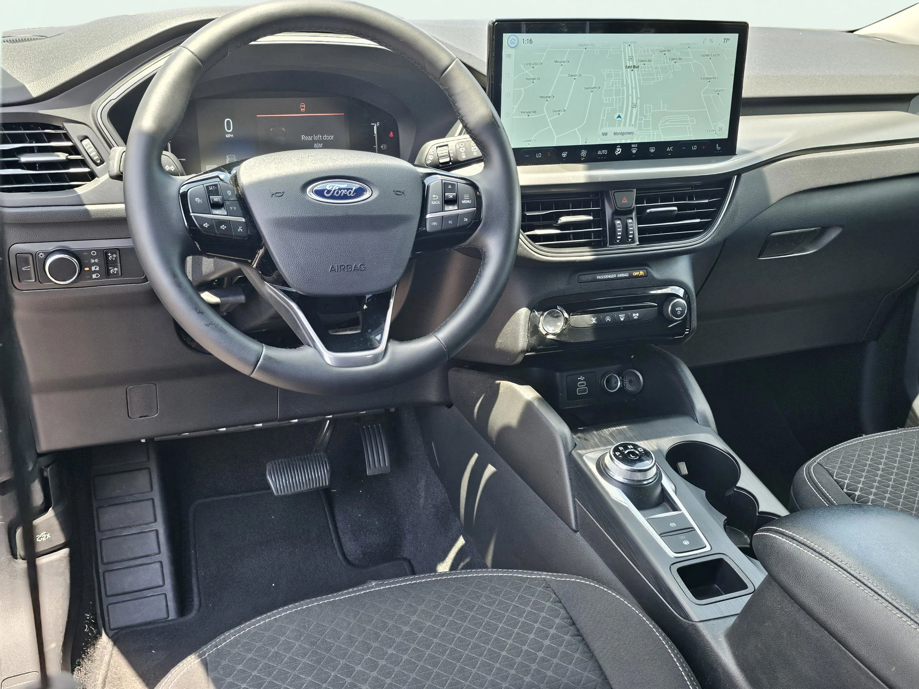 Used 2025 Agate Black Metallic Ford Active image 35
