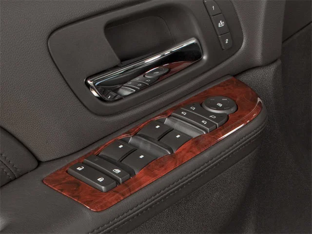 Used 2013 Mocha Steel Metallic Cadillac Premium image 20