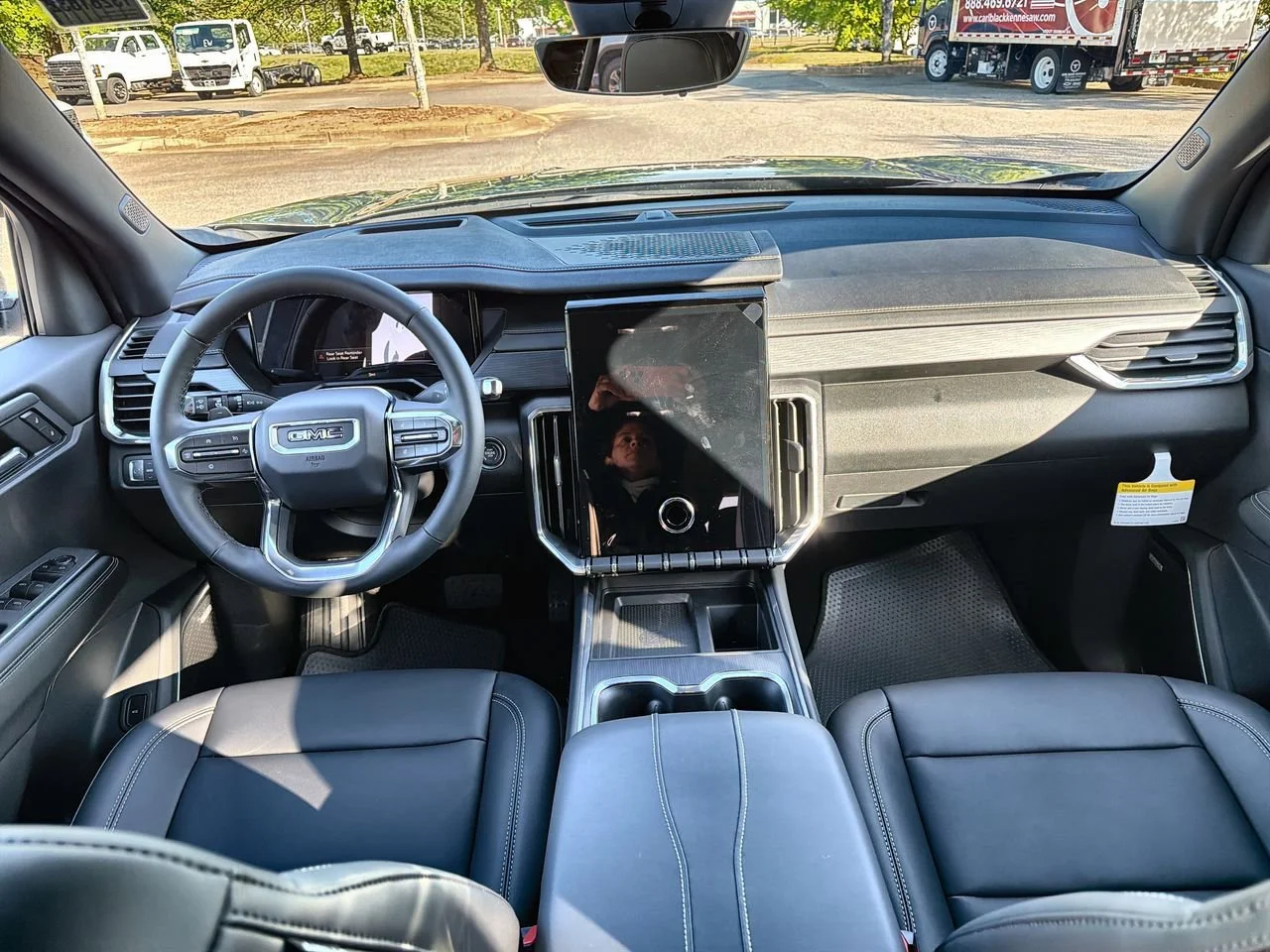 New 2026 Sterling Metallic GMC Elevation image 17