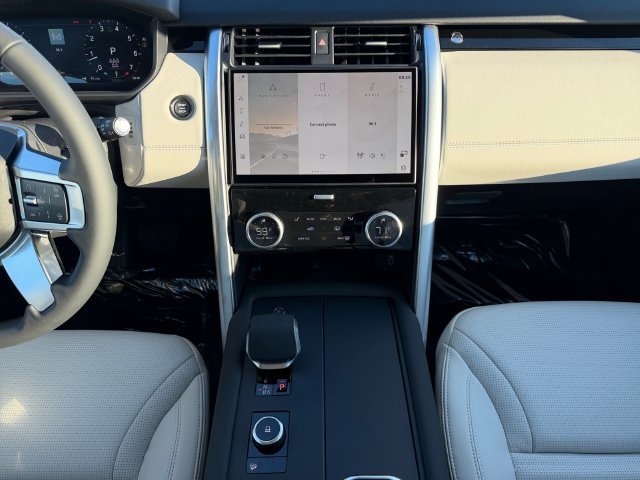New 2026 Fuji White Land Rover S image 15