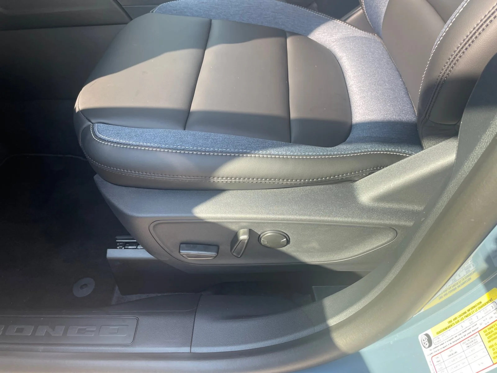 New 2026 Azure Grey Metallic Tri-Coat Ford Outer Banks image 14