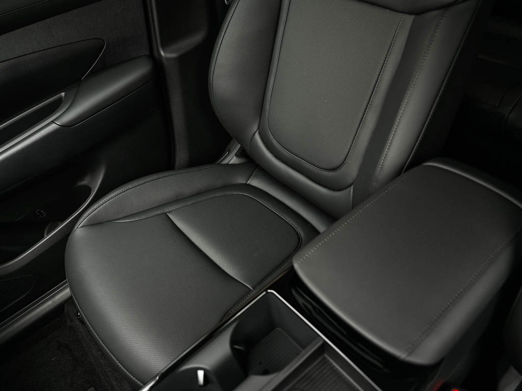New 2026 Shimmering Silver Hyundai SEL Convenience AWD image 26