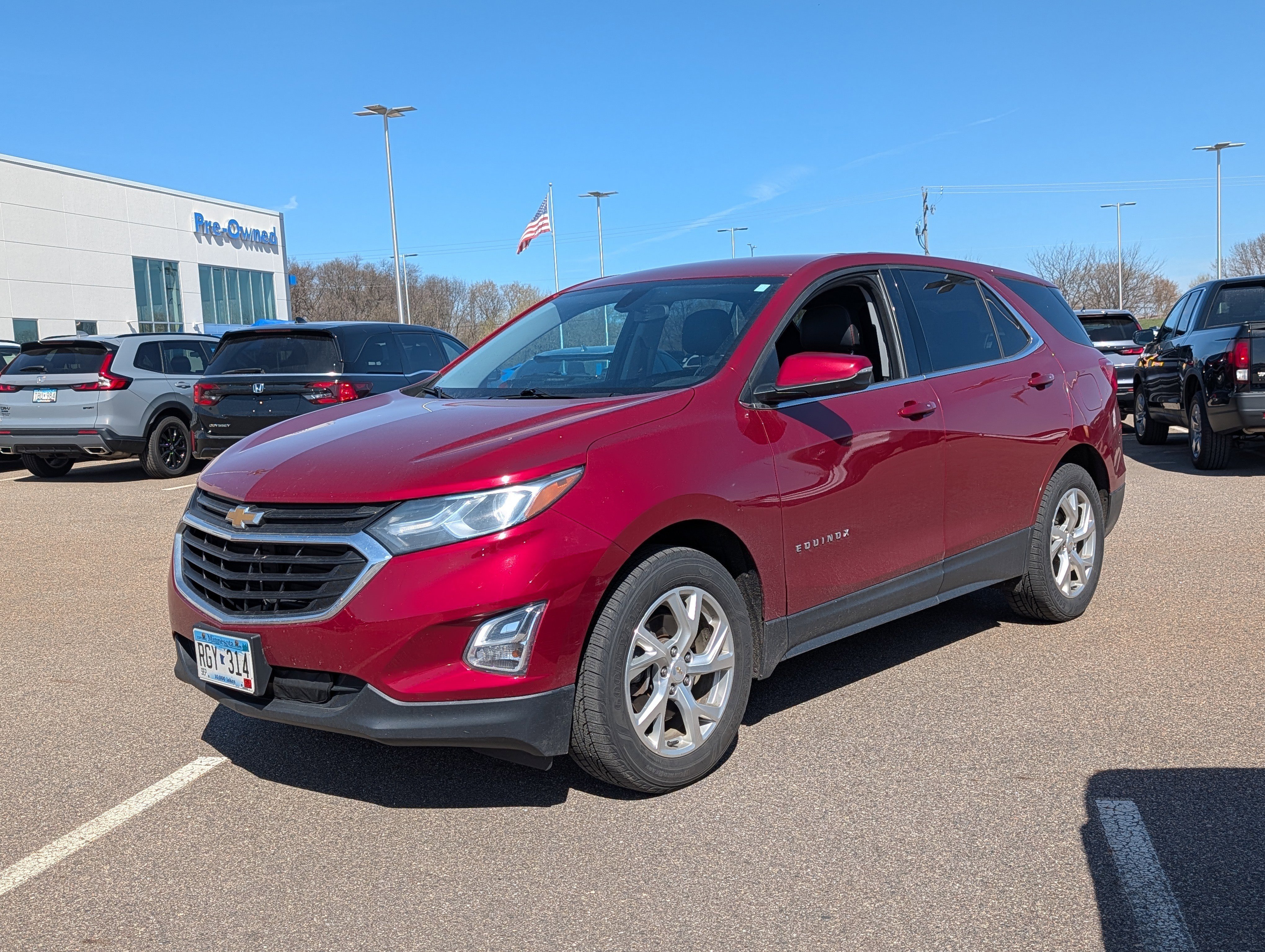 Used 2018 Chevrolet Equinox LT with VIN 2GNAXTEXXJ6198755 for sale in Waite Park, Minnesota