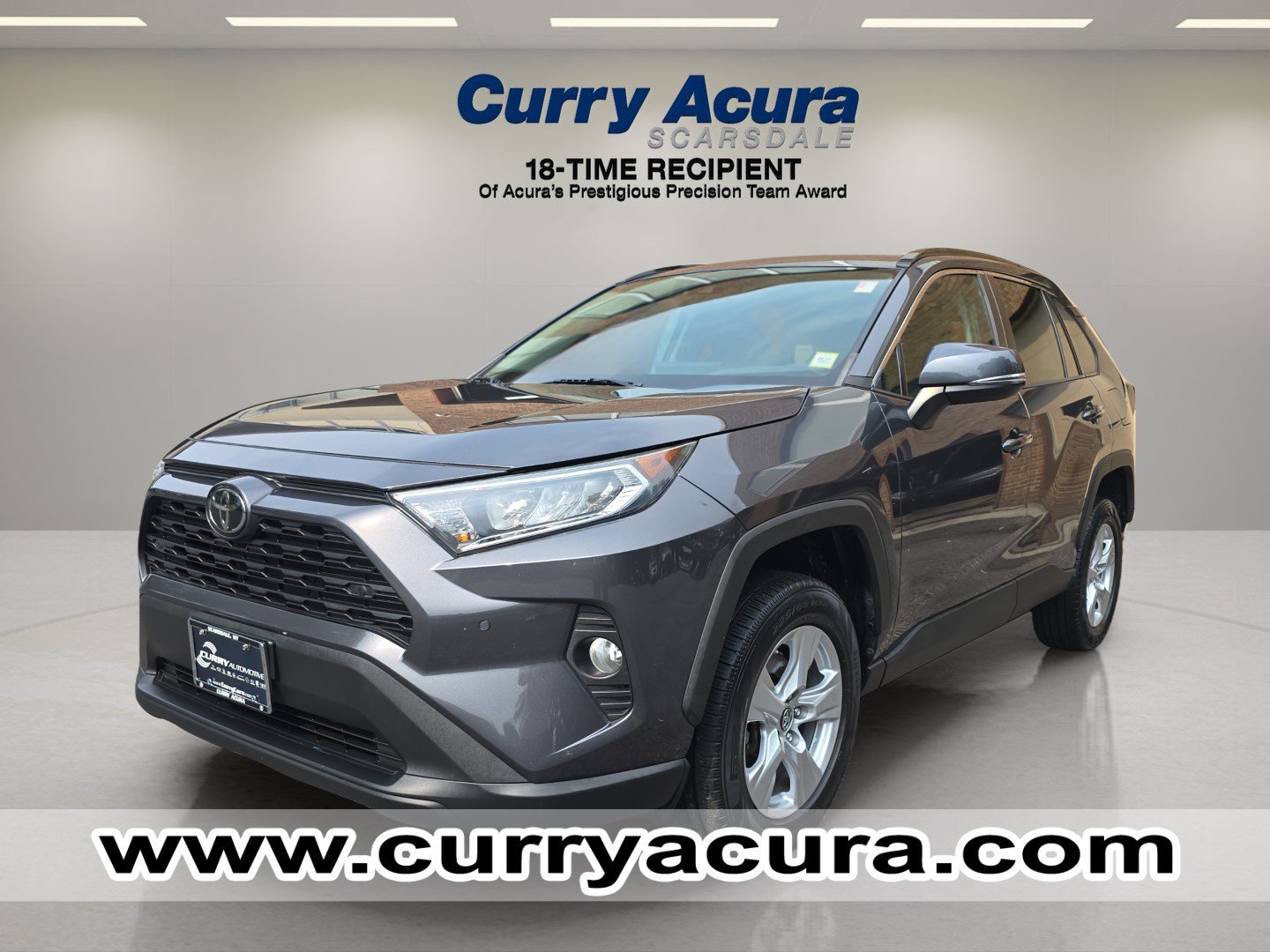 Used 2019 Gray Toyota XLE AWD image 1
