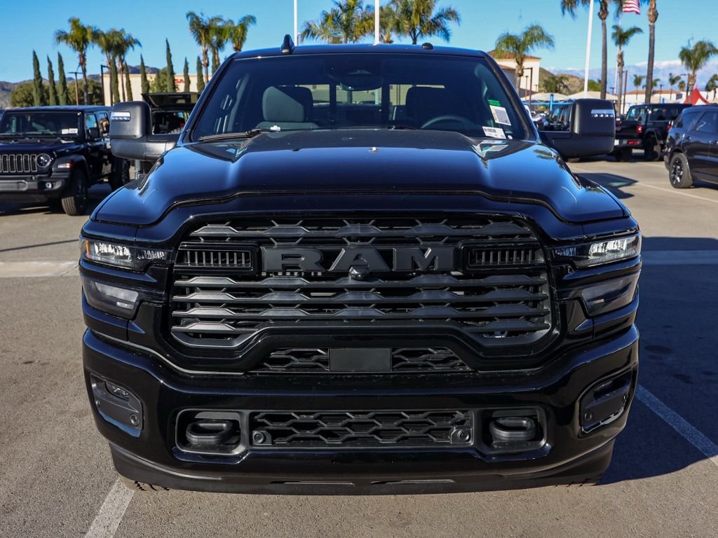 New 2026 Diamond Black Crystal Pearl-Coat Exterior Paint RAM Big Horn Night Edition image 7