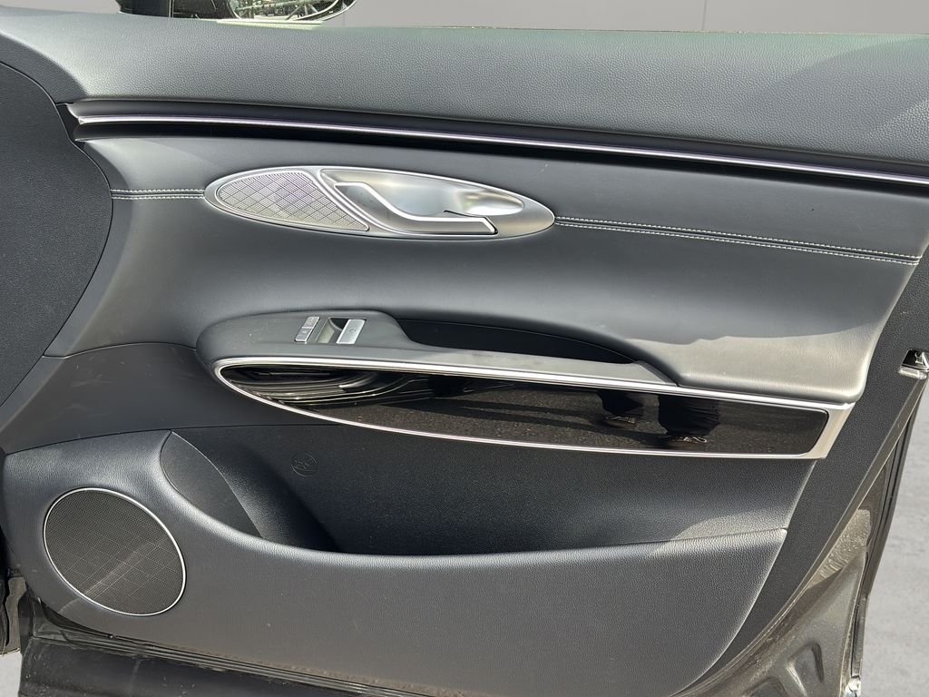 2026 GENESIS GV70 Standard - Photo 33