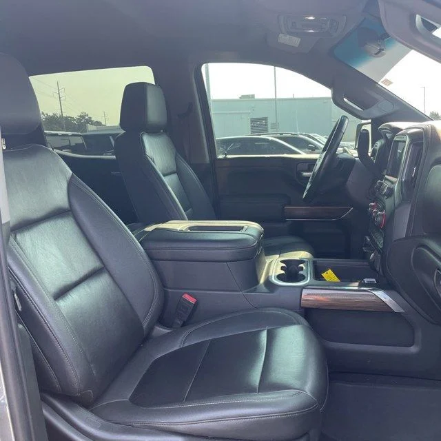 Used 2021 Gray Chevrolet RST image 5