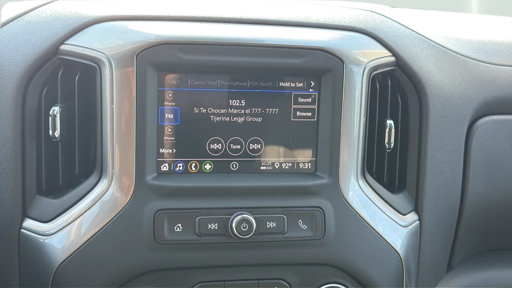 Used 2024 White Chevrolet Custom image 21