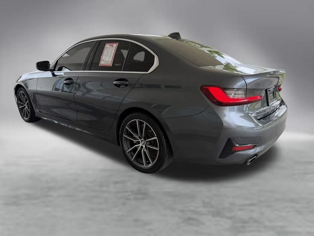 Used 2021 Gray BMW 330i image 4