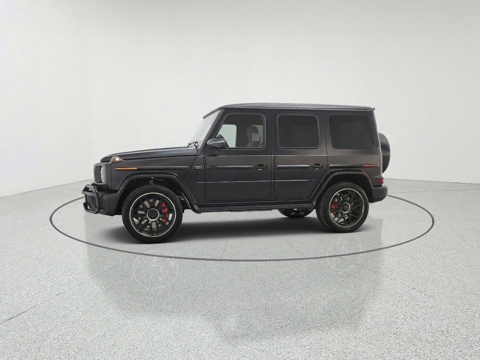 New 2027 MANUFAKTUR Night Black Magno Mercedes-Benz AMG® G 63 SUV image 8