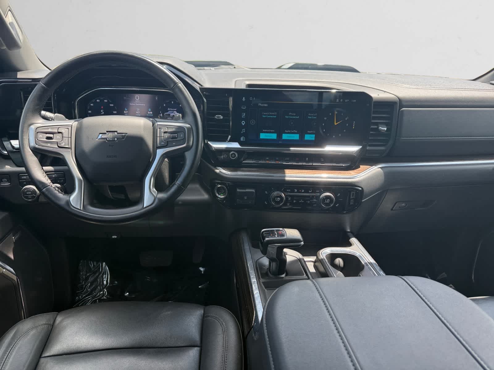 Used 2025 Sterling Gray Metallic Chevrolet LT Trail Boss image 10