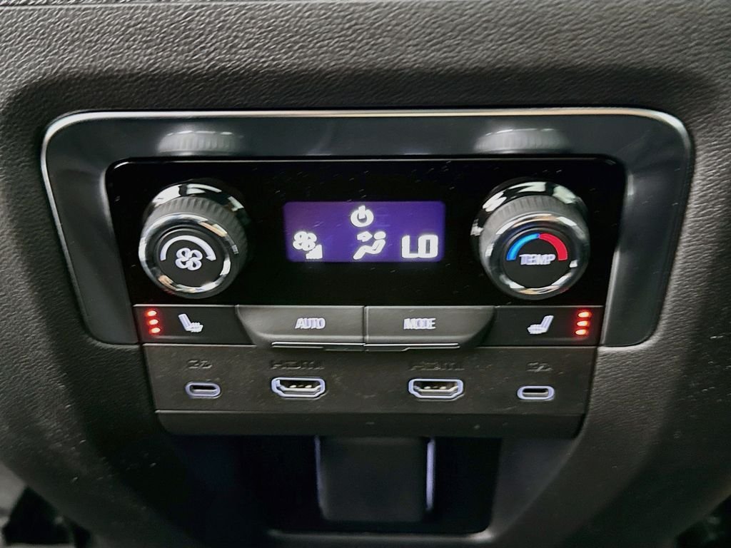 2026 Chevrolet Tahoe Z71 - Photo 27
