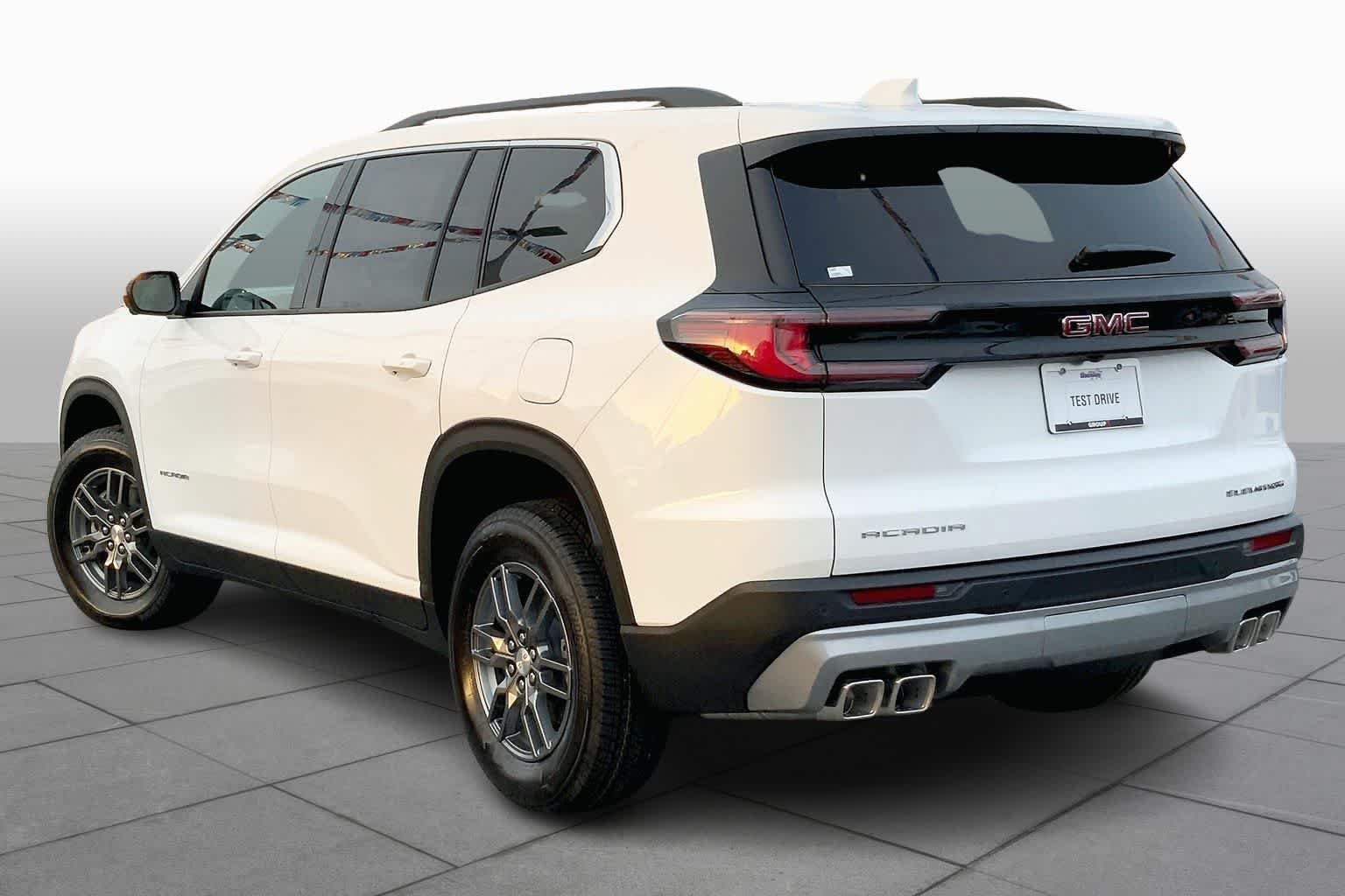 2026 GMC Acadia Elevation - Photo 12