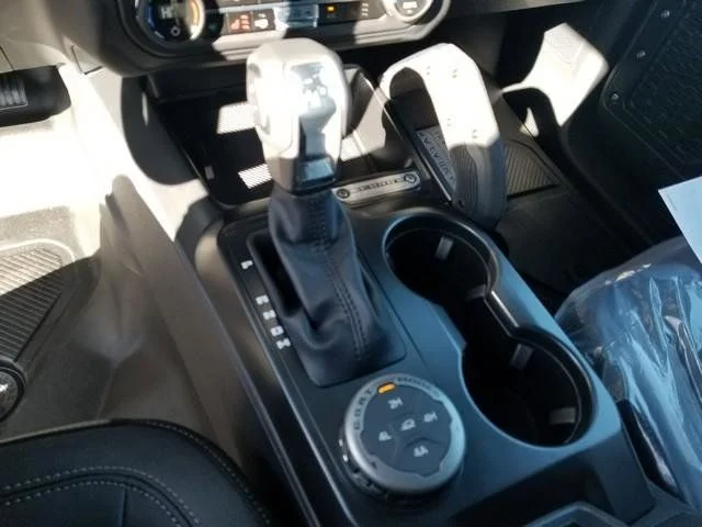 New 2025 Marsh Gray Ford Badlands® image 20