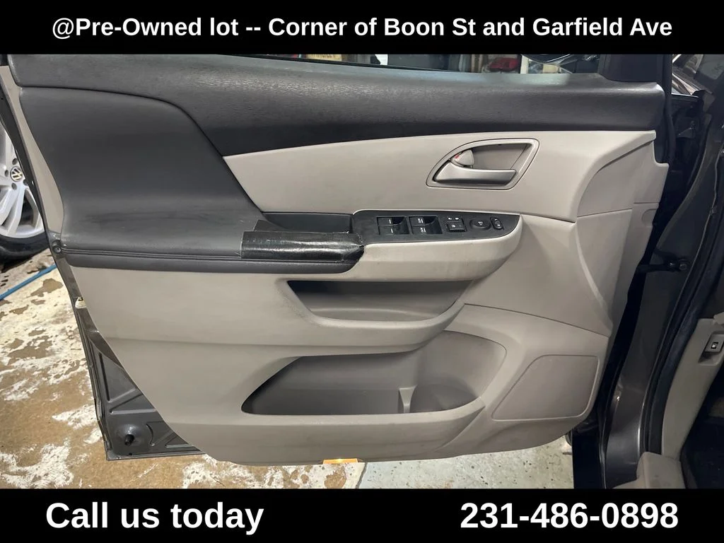 Used 2012  Honda EX-L image 14