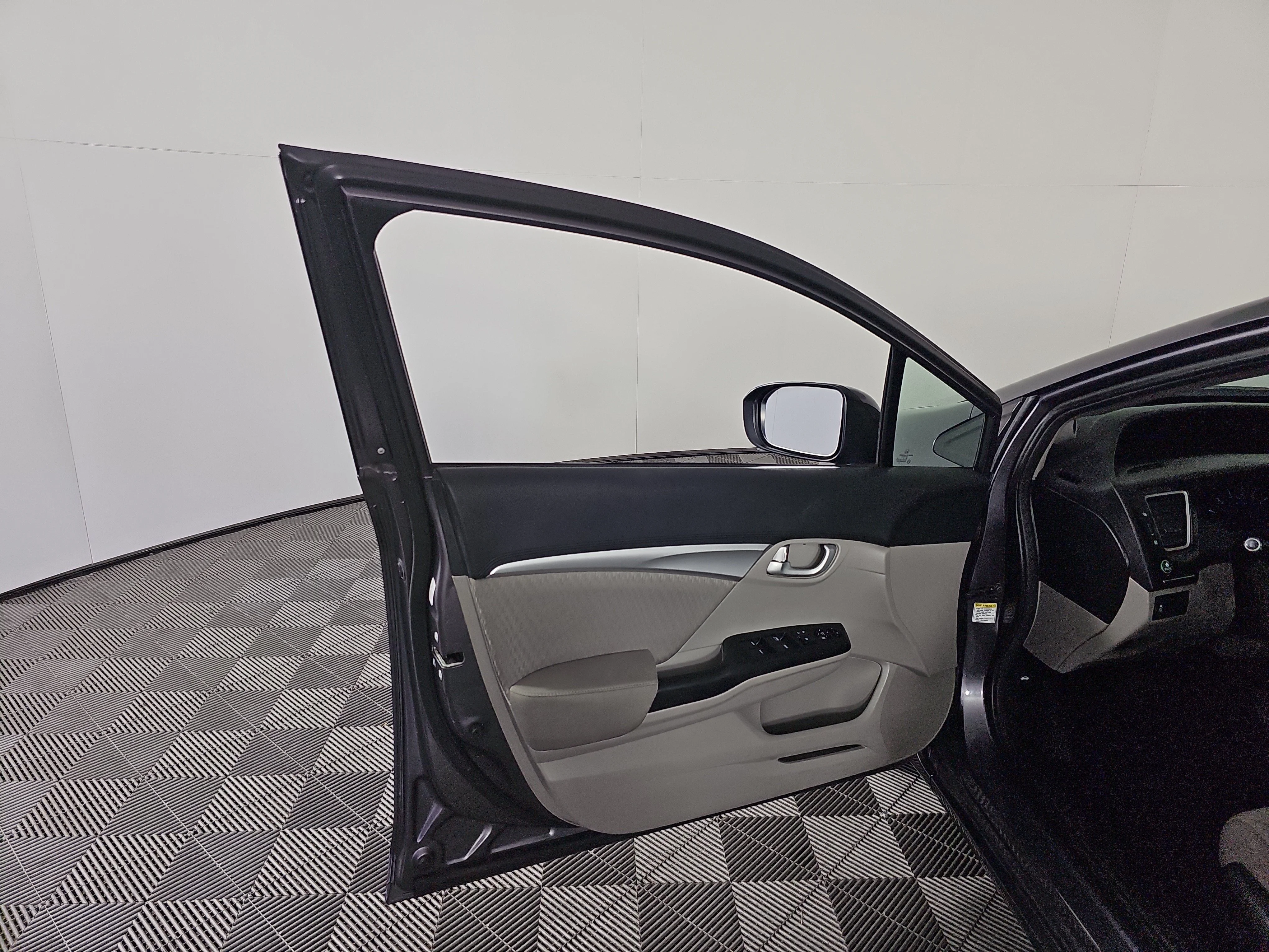 Used 2015 Modern Steel Metallic Honda EX image 14