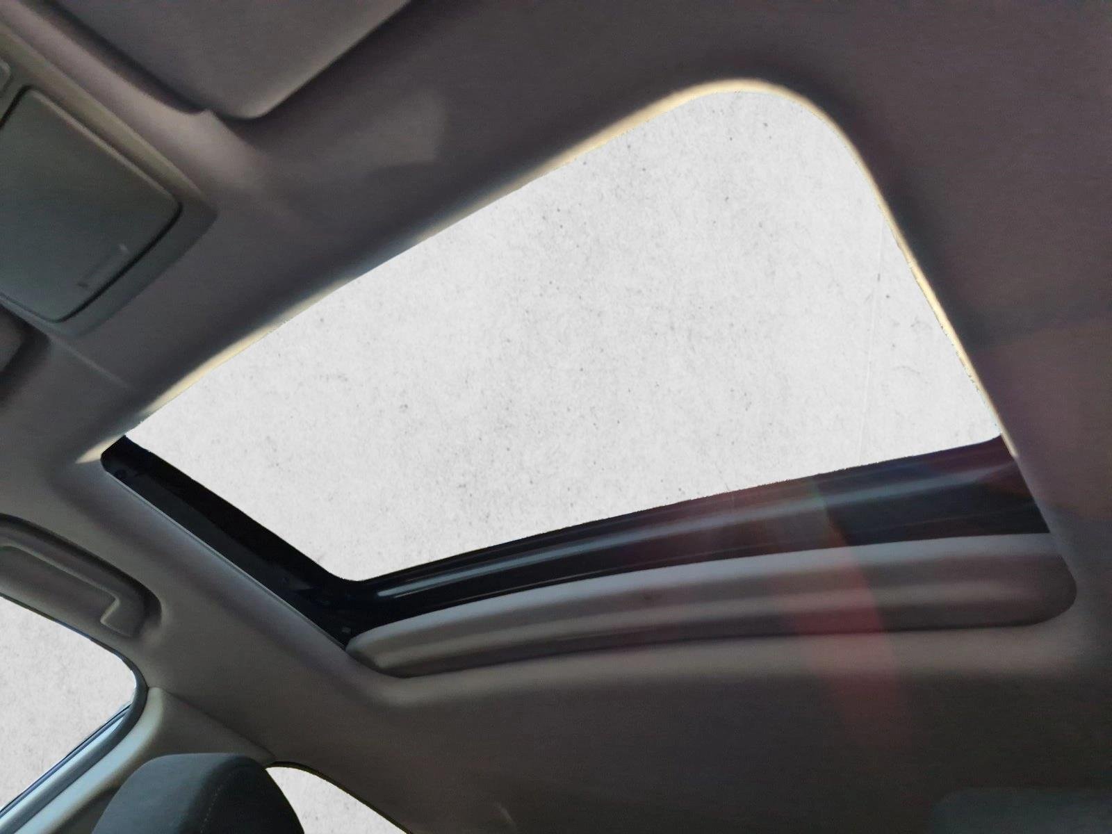 Used 2019 Platinum White Pearl Honda EX image 15