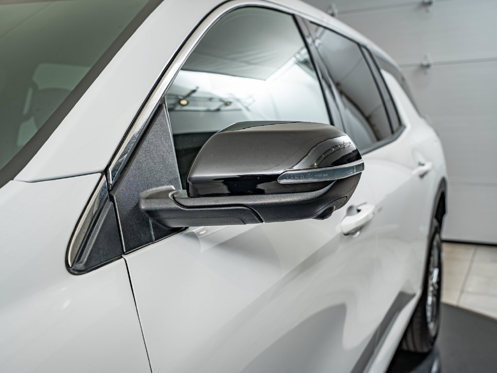 Used 2024 Summit White Chevrolet LS image 9
