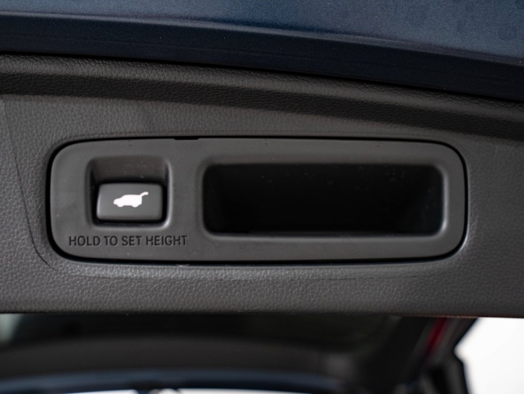 Used 2025 Canyon River Blue Metallic Honda Sport-L image 22