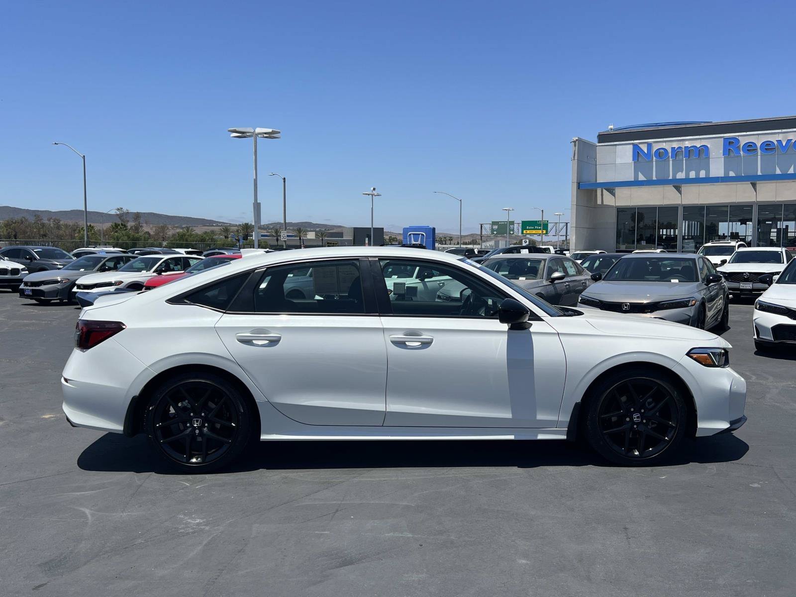Certified Used 2025 Platinum White Pearl Honda Sport image 53