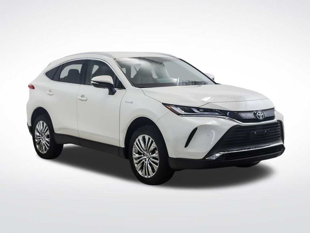 Used 2021 Blizzard Pearl Toyota XLE image 7