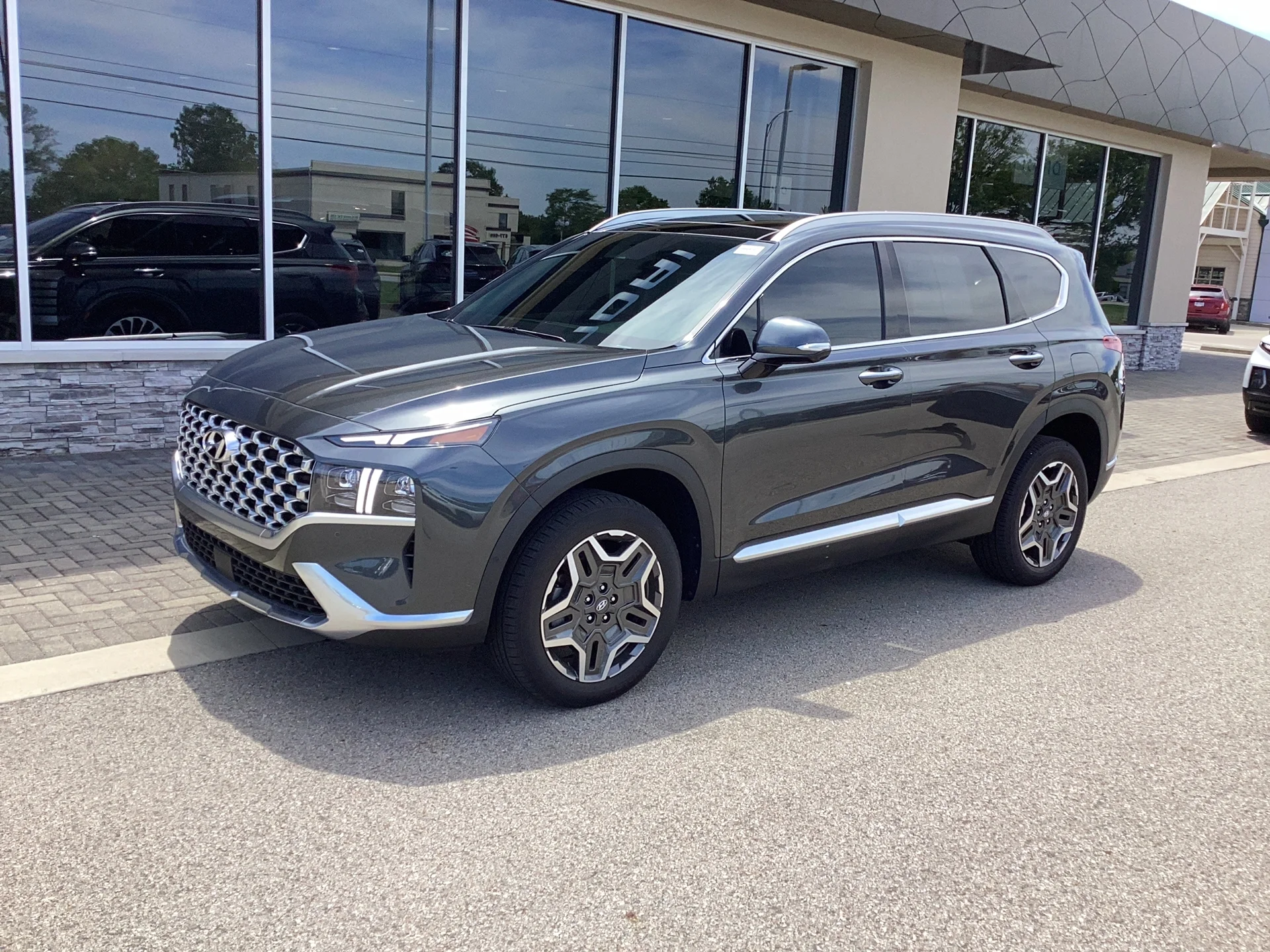 Certified Used 2023 Portofino Gray Metallic Hyundai Limited image 8