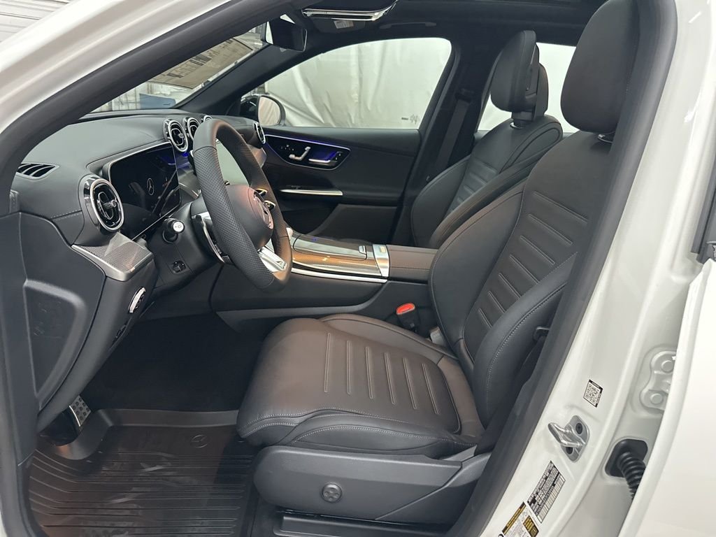 New 2026 Polar White Mercedes-Benz AMG® GLC 43 4MATIC® SUV image 19