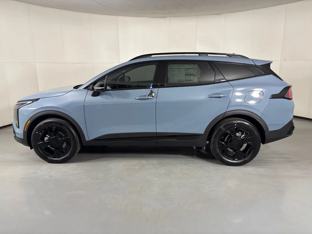 New 2027 Heritage Blue Kia X-Line image 5