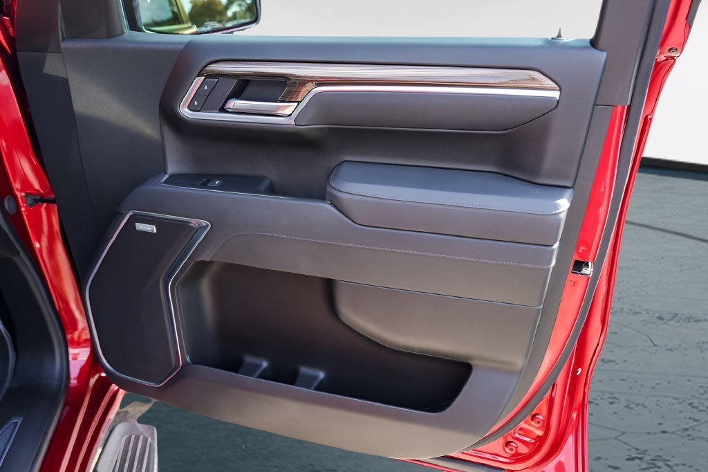 2025 Chevrolet Silverado 1500 RST - Photo 30
