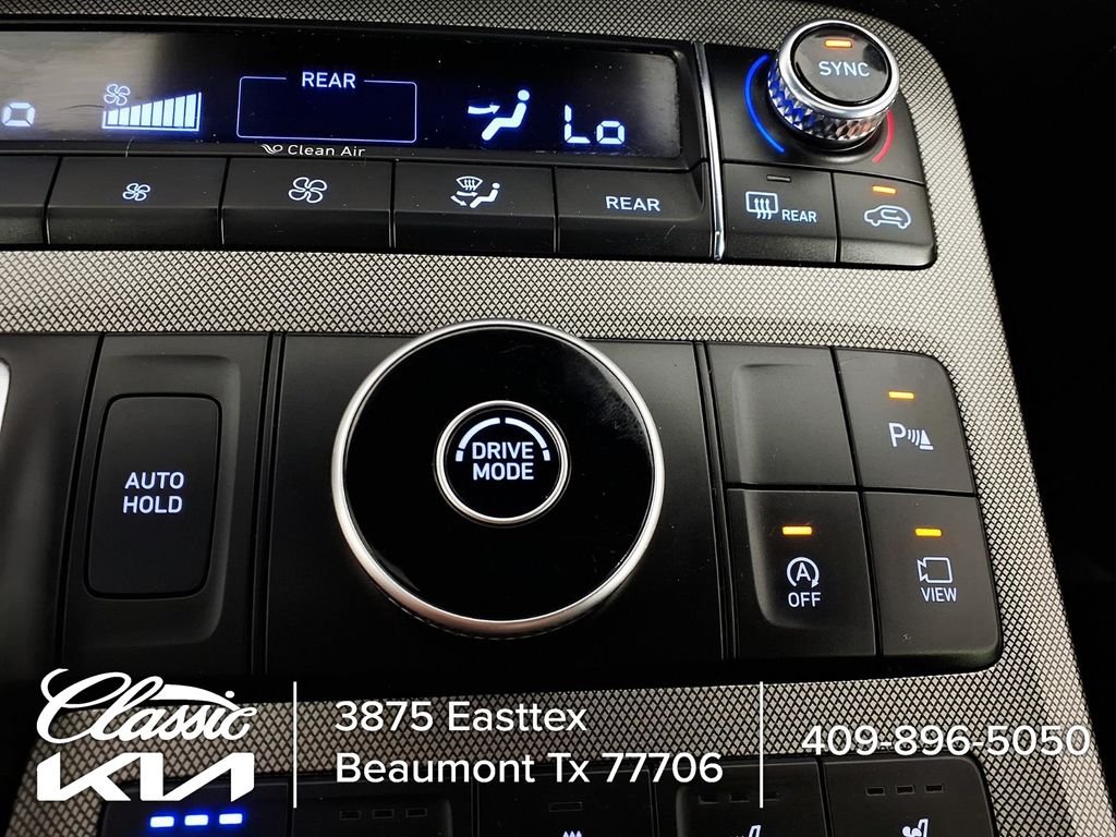 Used 2020 White Hyundai Limited image 24