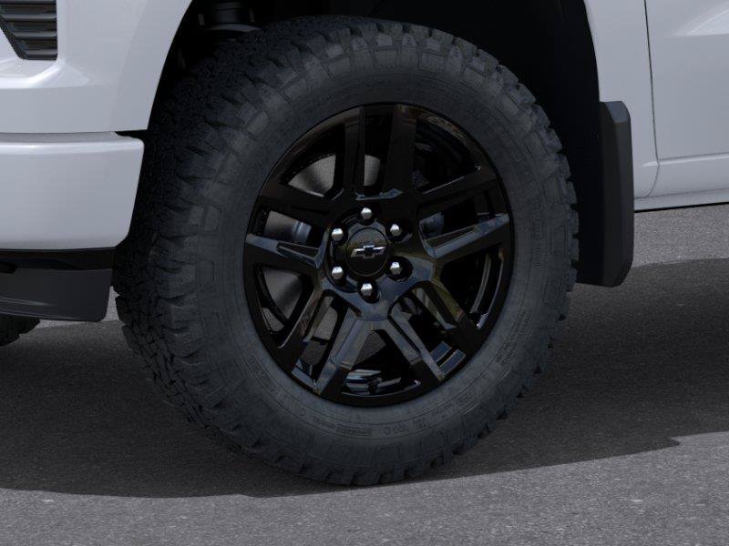 New 2026 Summit White Chevrolet RST image 9