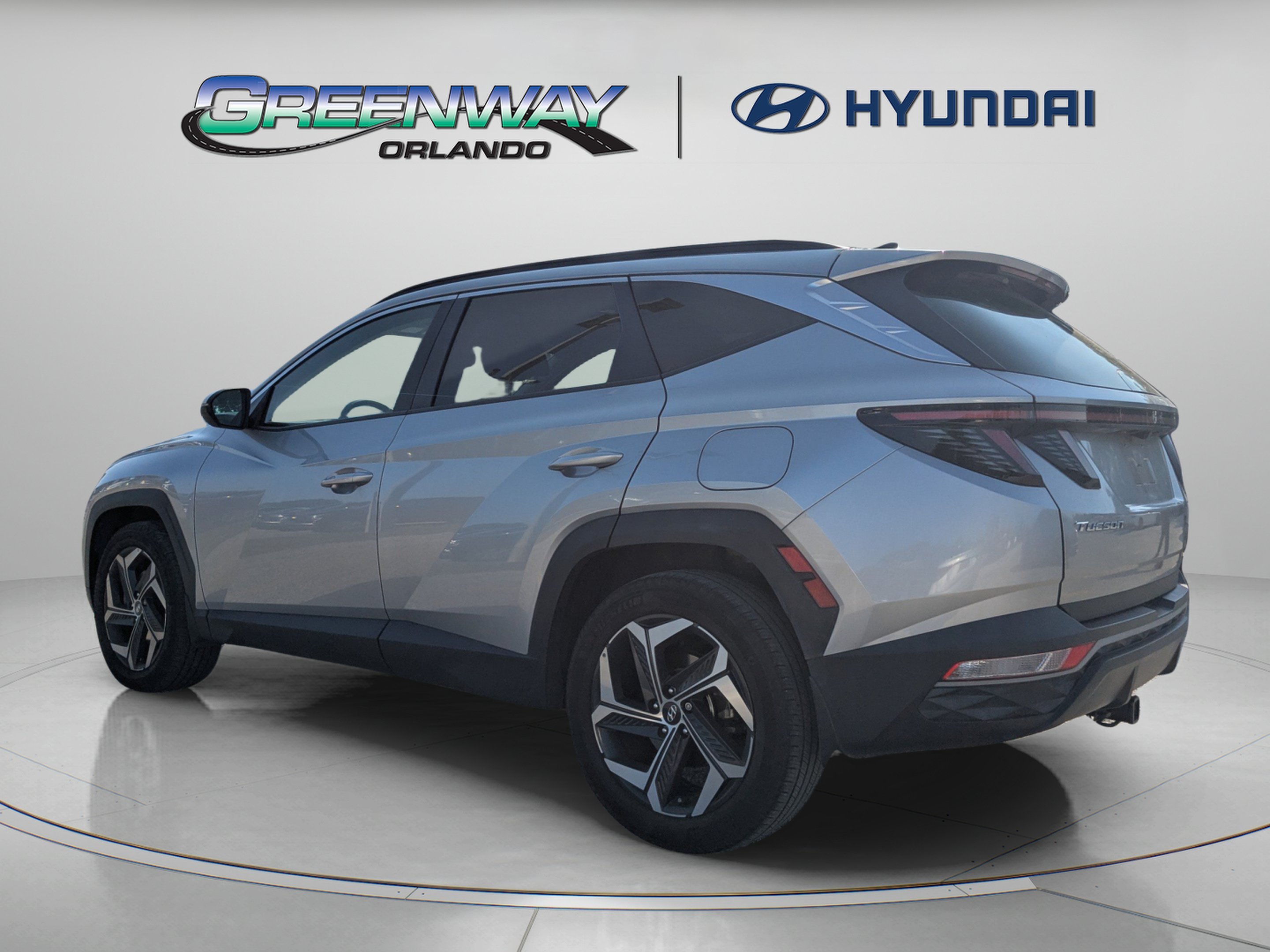 Used 2023 Shimmering Silver Hyundai SEL image 6