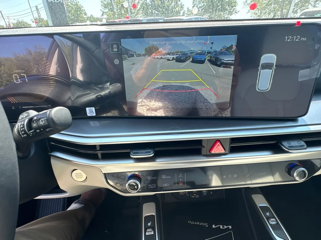2025 Kia Sorento S - Photo 29