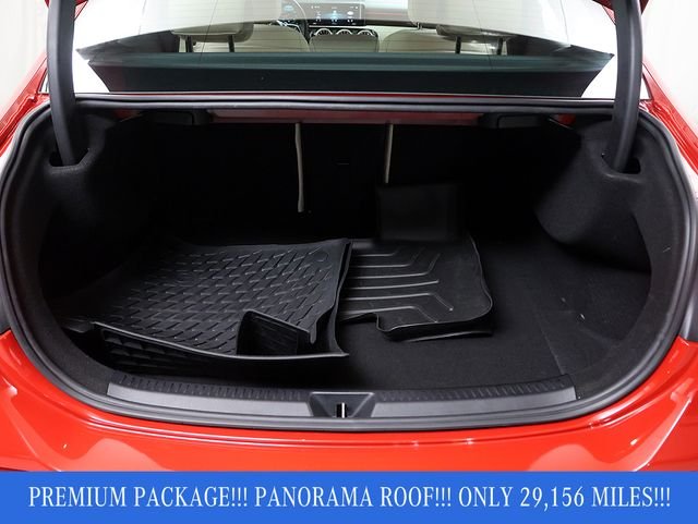 Used 2019 Jupiter Red Mercedes-Benz A 220 image 28