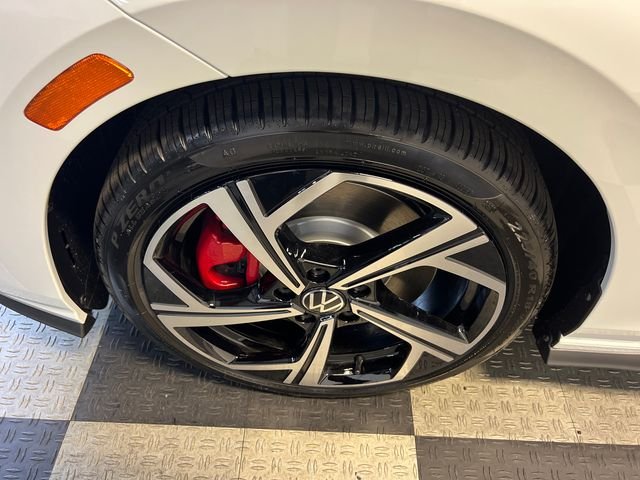 New 2026 White Volkswagen 2.0T SE image 8