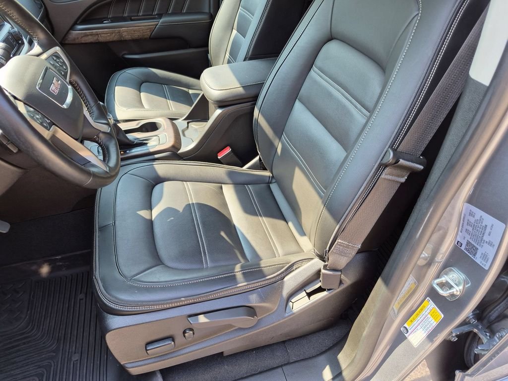 Used 2022 Gray GMC Denali image 23