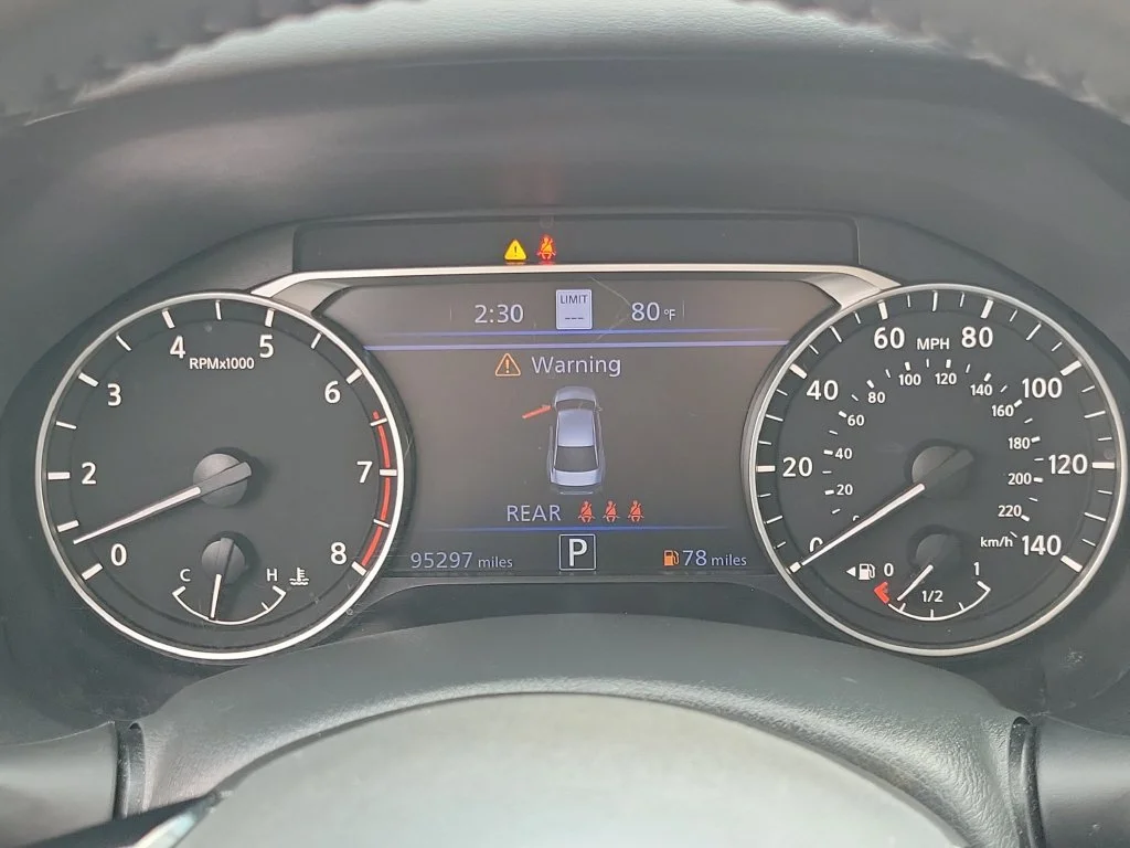 Used 2023 Gray Nissan 2.5 SV image 25