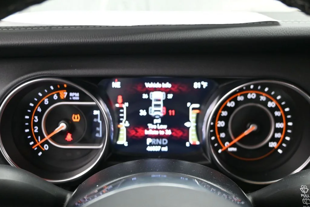 Used 2022 Gray Jeep Unlimited Sahara image 15