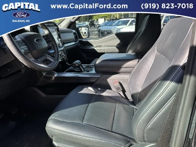 Used 2023 Black Ford XLT image 19