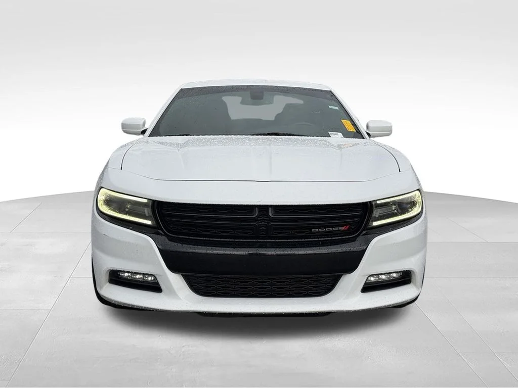 Used 2018 White Dodge R/T image 25