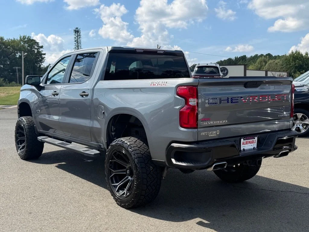Used 2021  Chevrolet Custom Trail Boss image 6