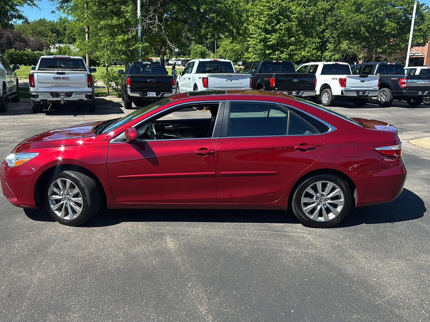 Certified Used 2017 Ruby Flare Pearl Toyota XLE image 20