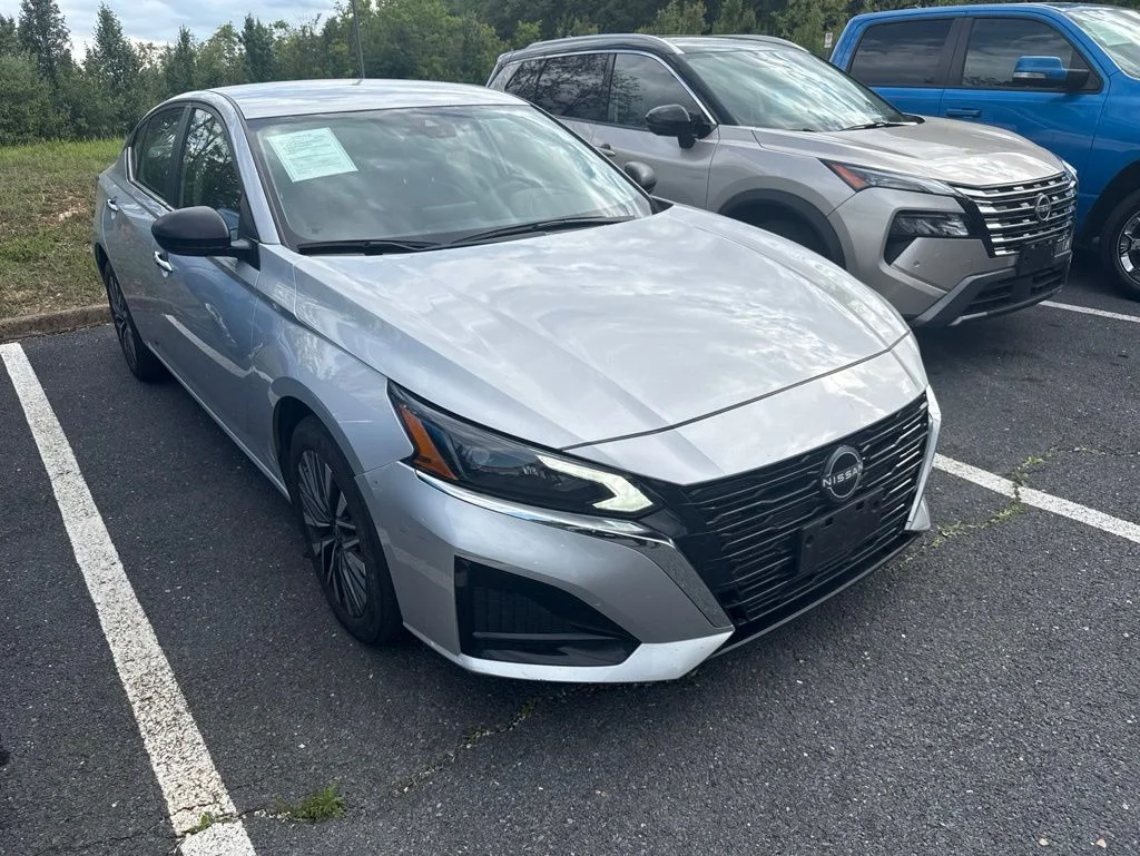 2024 Nissan Altima 2.5 SV AWD's photo