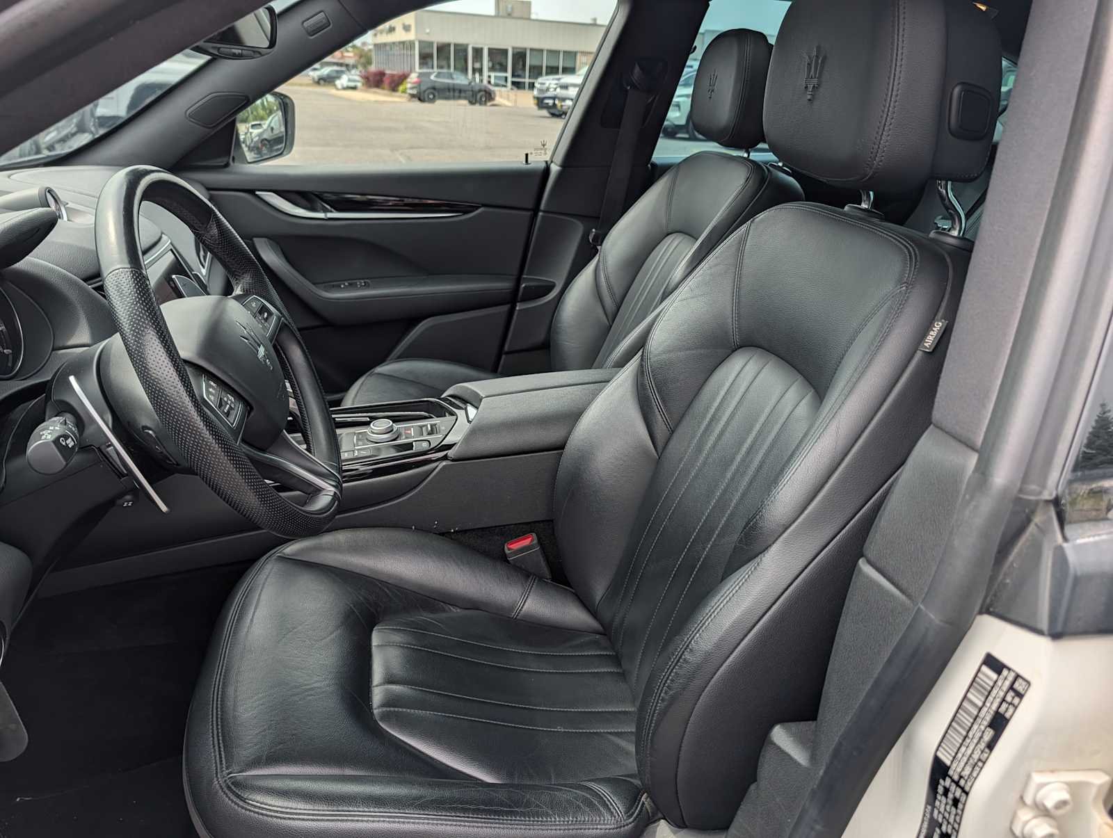 Used 2023 Bianco Maserati Modena image 9