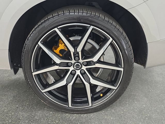 Used 2023 Silver Dawn Metallic Volvo T8 Polestar image 31