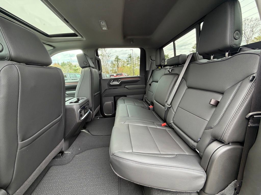 2026 GMC Sierra 2500HD Denali - Photo 5