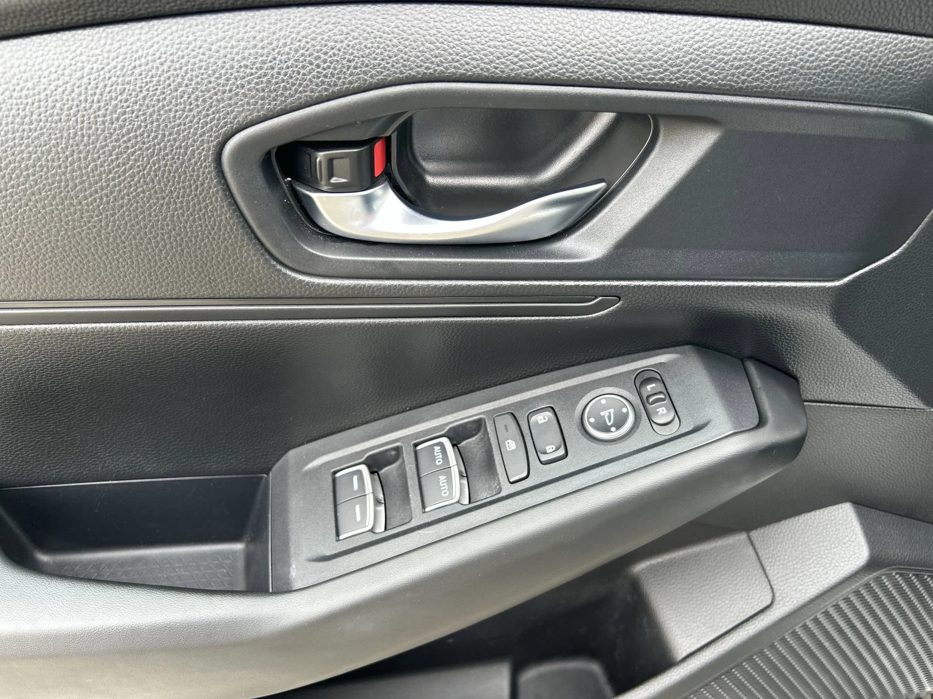 2024 Honda Accord LX - Photo 15