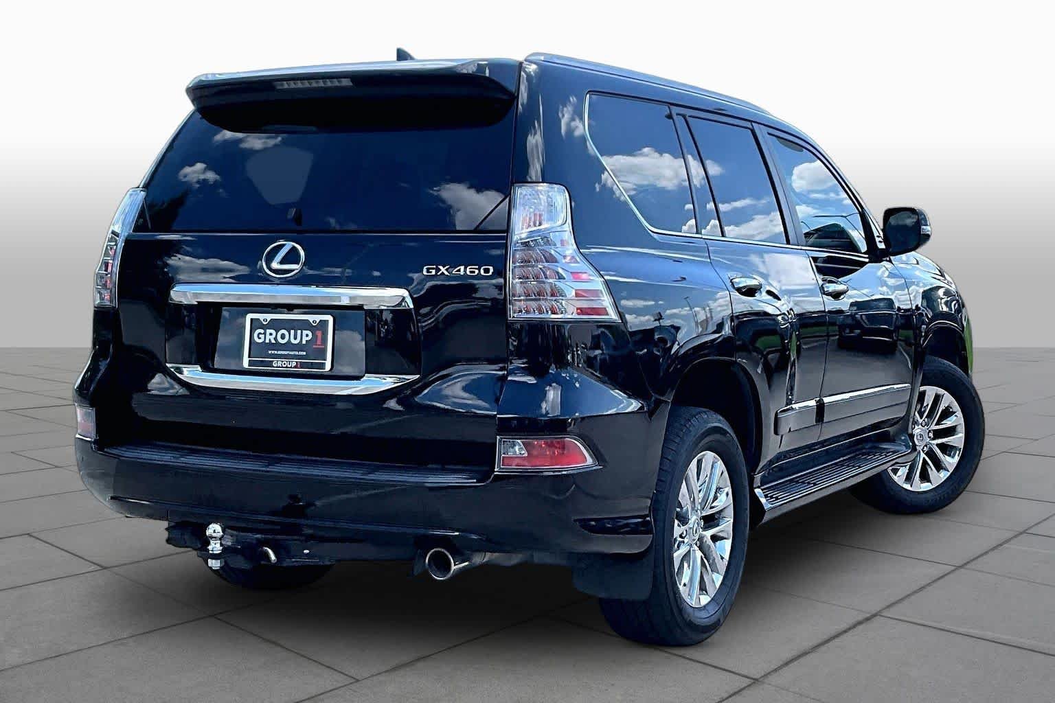 Used 2017 Black Onyx Lexus Luxury image 12