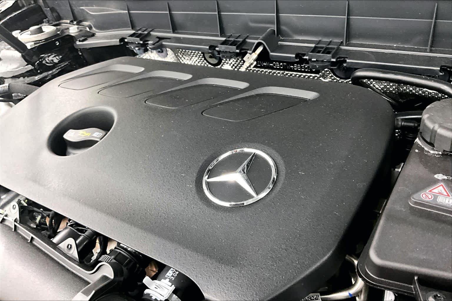 New 2026 Night Black Mercedes-Benz GLB 250 image 17